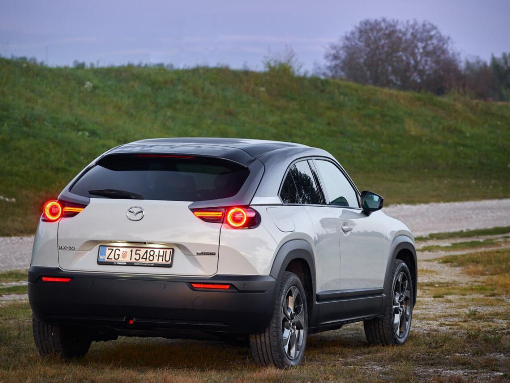 Mazda MX-30 - 7 dana s električnim automobilom, fotografija panorama