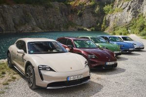 Prva vožnja Porschea Taycana Cross Turismo