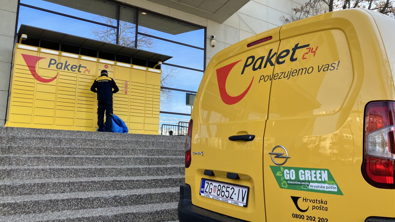 Električno dostavno vozilo i paketomati - klimatski neutralna dostava paketa