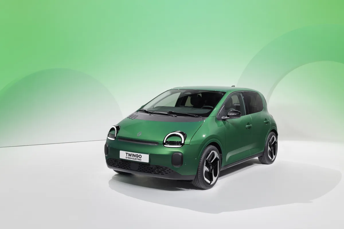 Renault Twingo E-Tech Electric, zeleni, pogled sprijeda